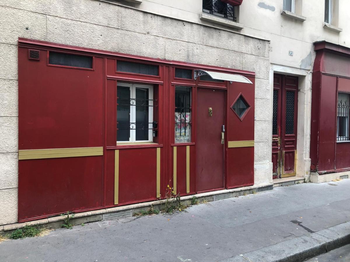 Familial Pour 1,2,3,4 Personnes De 42m2-accessible Handic -rez De Chaussee-vues Sur Rue Et Patio Prive - Sejour,chambre Separee,cuisine,salle De Bain,lit Double Et Canape-lit 2pers-entree De La Rue Berzelius-5 Minutes Du Metro Brochant-lig * Paris